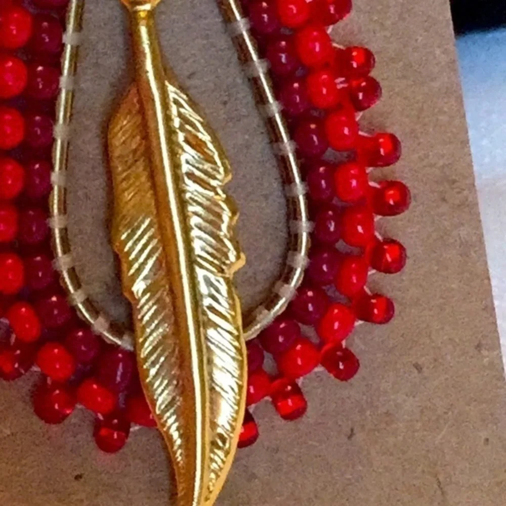 💐5/25 seed bead silver feather boho dangle